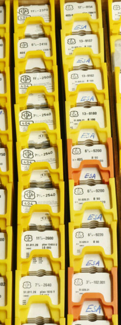 ETA Aufzugwelle grosse Auswahl #404, ETA split stems for various Movements