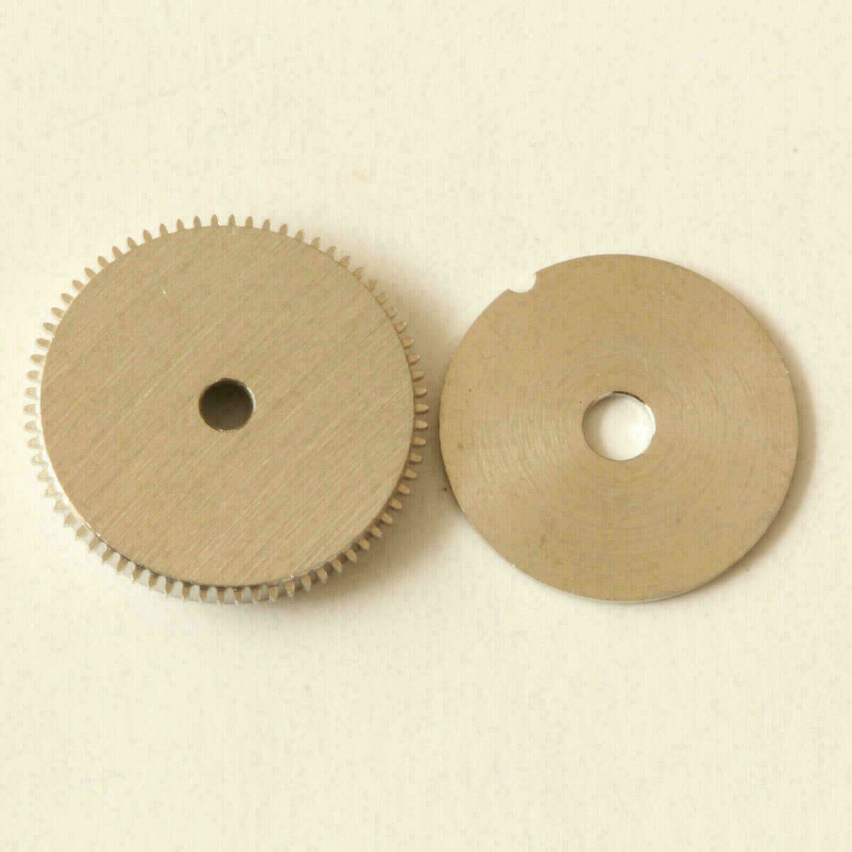 DUROWE 585, Part 182 Federhaus & Deckel barrel & cover - NOS -